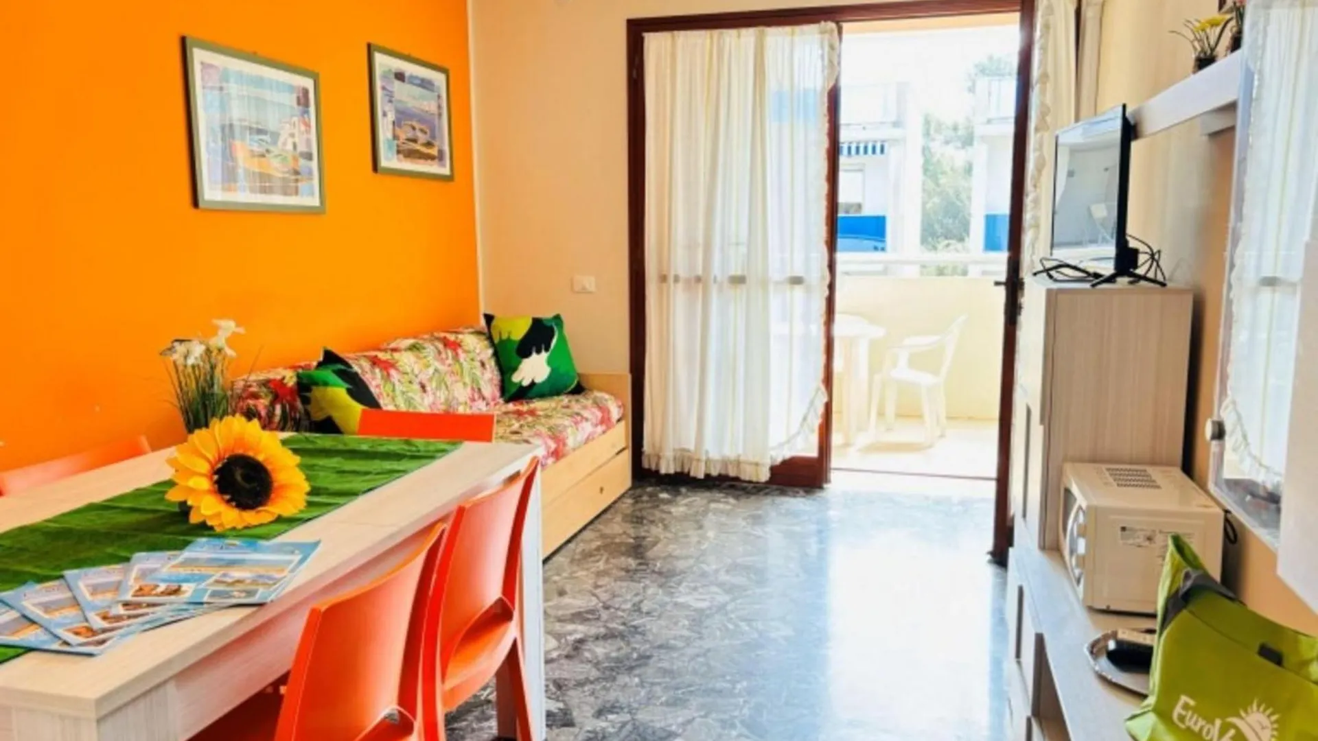 شقة Flat A Few Steps From The Sea - Beahost بيبيوني